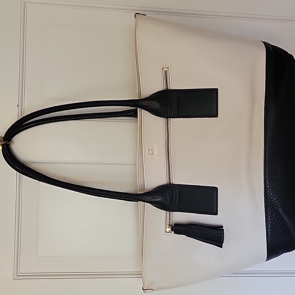 Kate Spade Navy And White Leather Tote With Matching Wallet